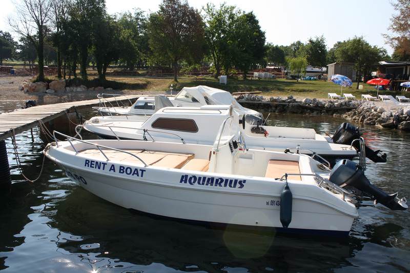 Aquarius rent a boat Poreč Selva 490 bok
